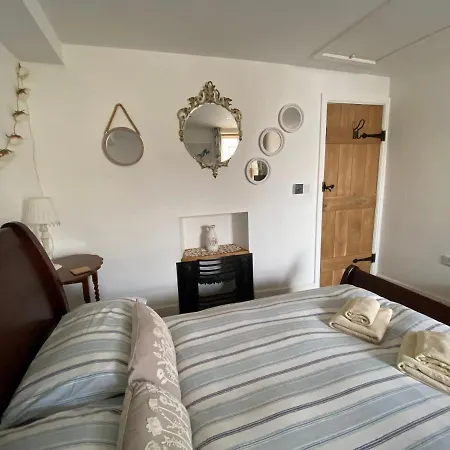 Holiday home Dugdales